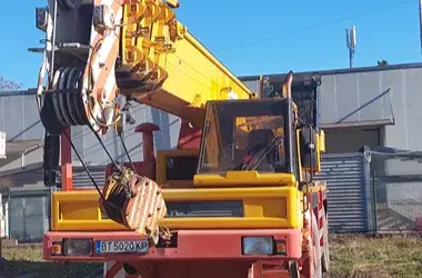 Автокран 30 тона под наем във Велико Търново - Тур 92